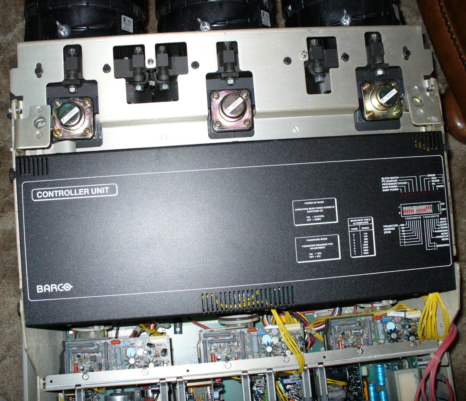 Barco 800 innards - c.jpg