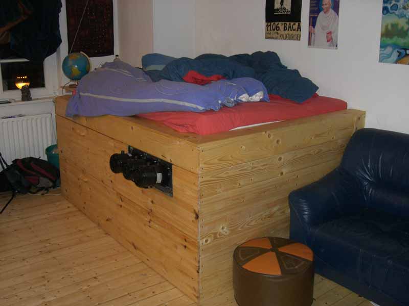 Bett2.jpg