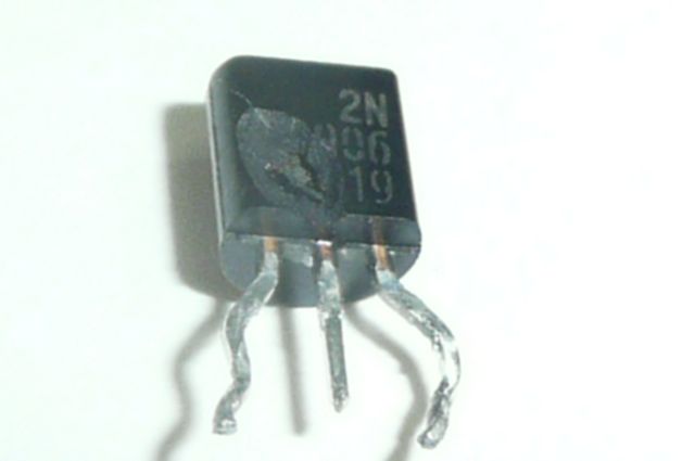 broken transistor.jpg