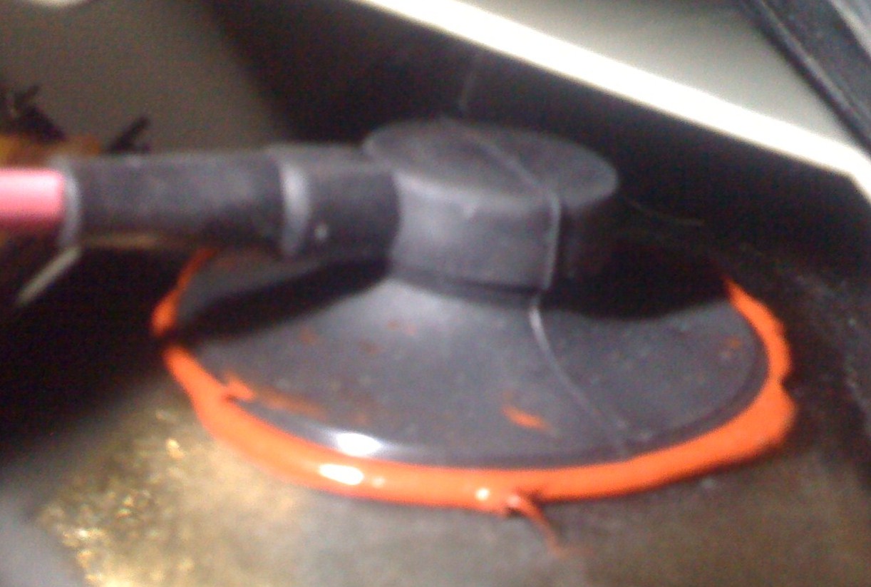 New HV lead on red tube.JPG