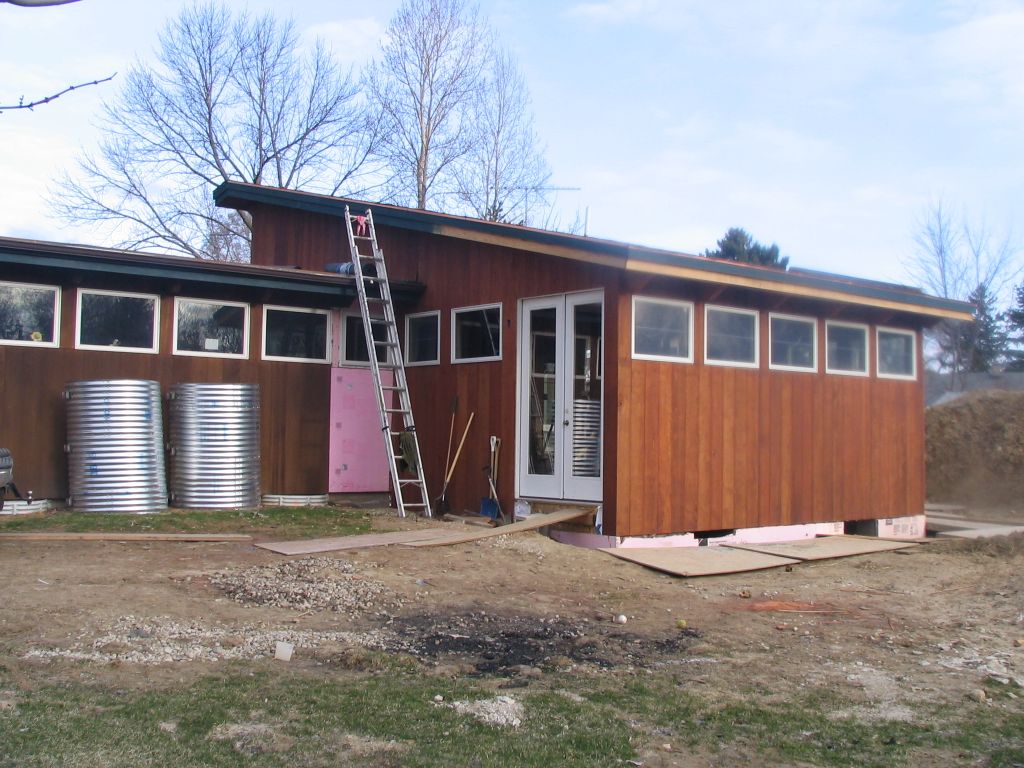 Small House Siding 005.jpg