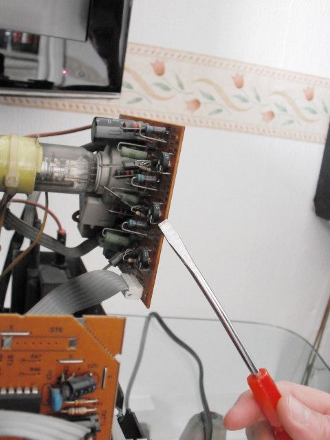 TV 009.jpg