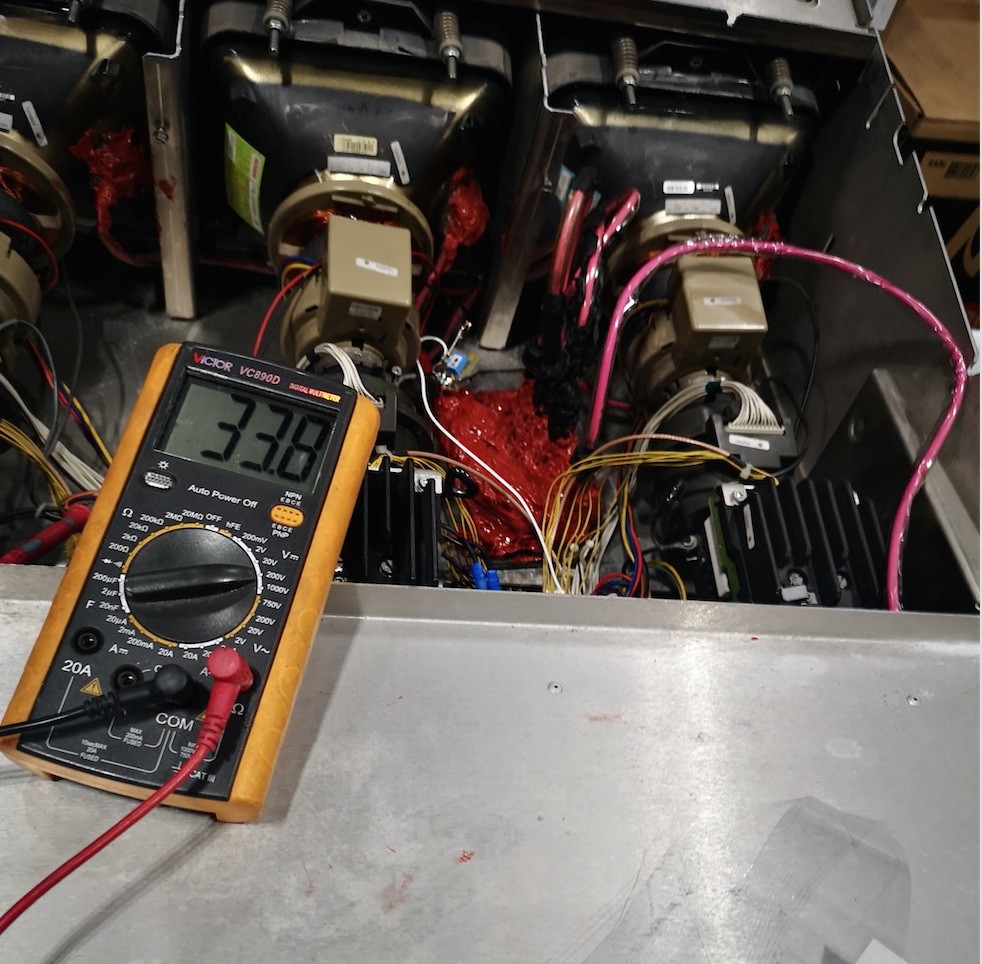 voltage reading.jpg