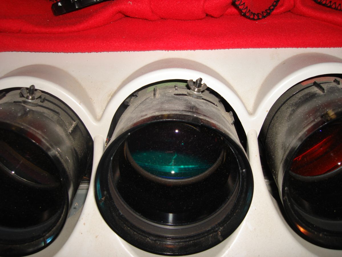 Zenith P7300U006.jpg