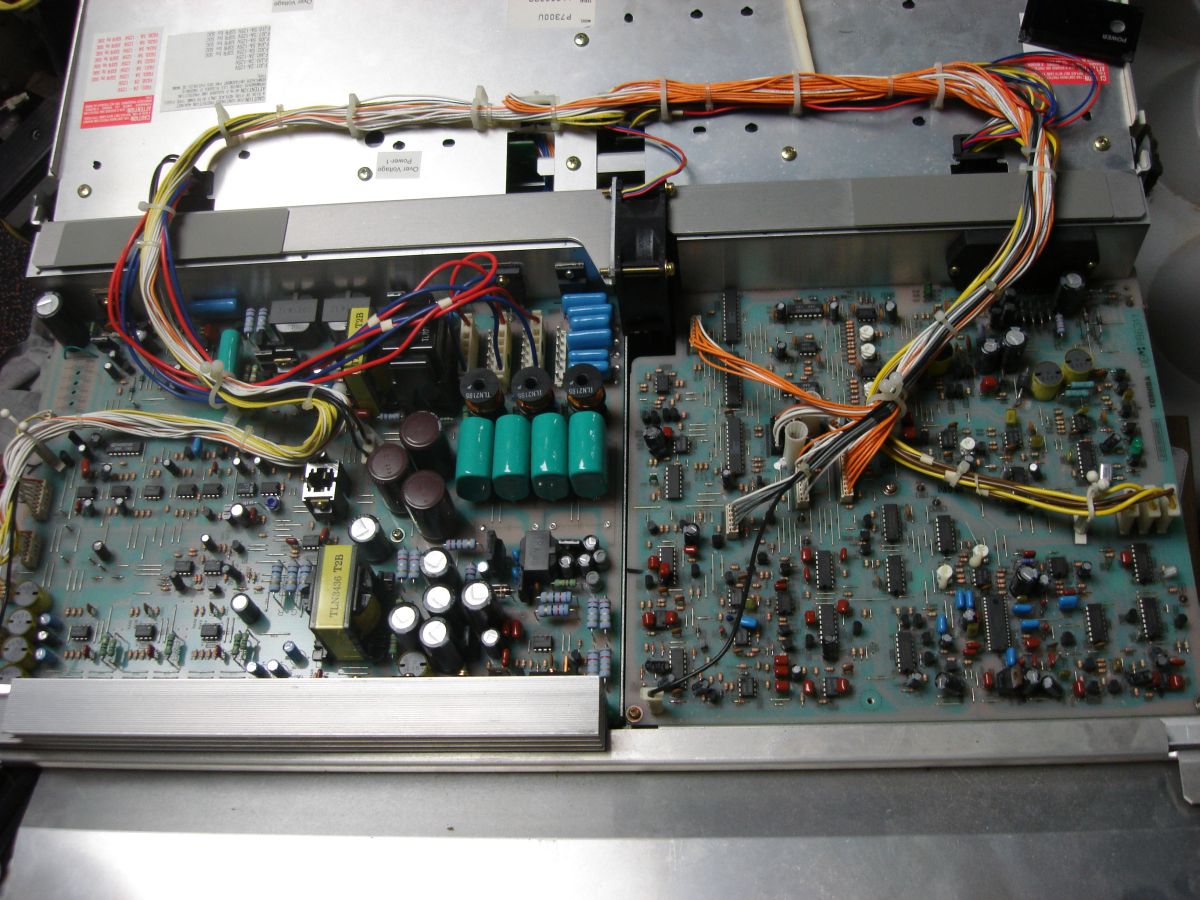 Zenith P7300U011.jpg