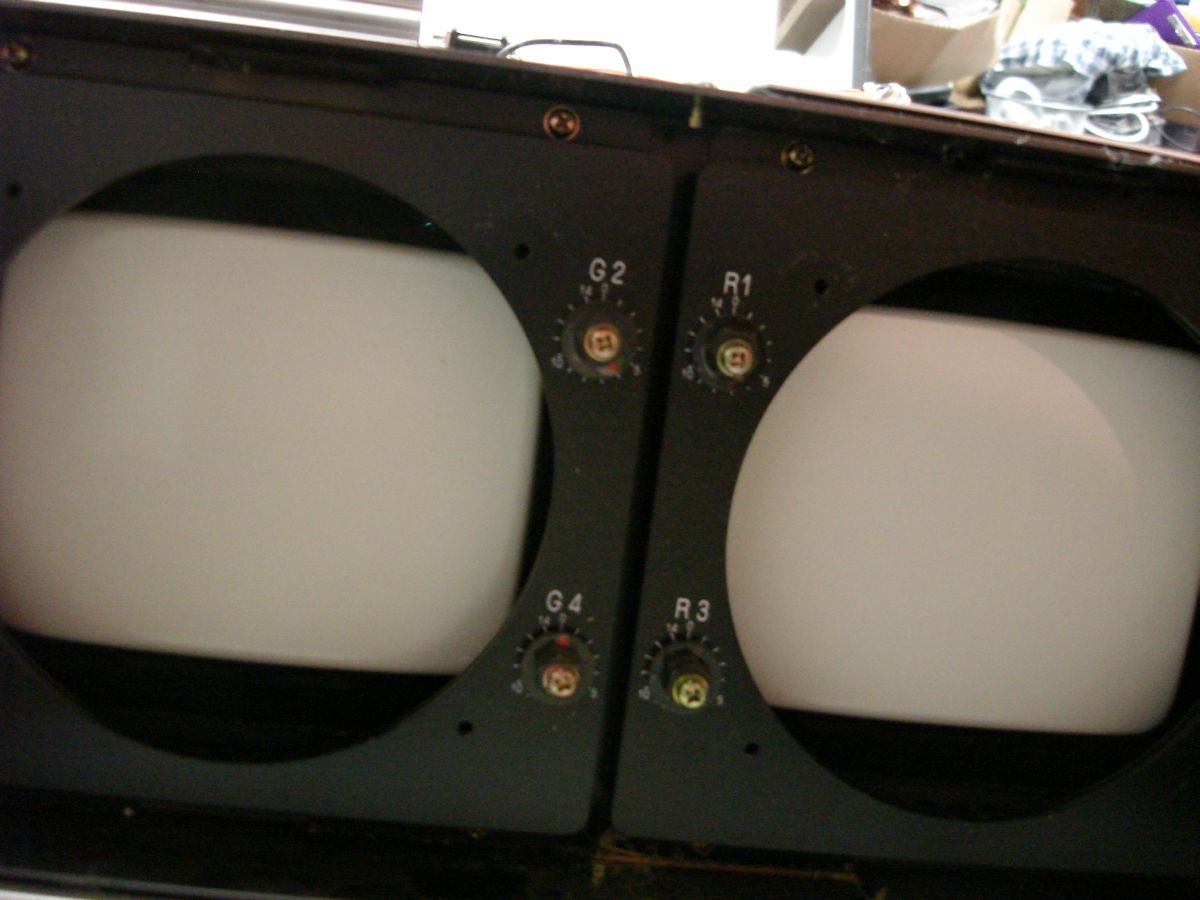 Zenith P7300U013.jpg